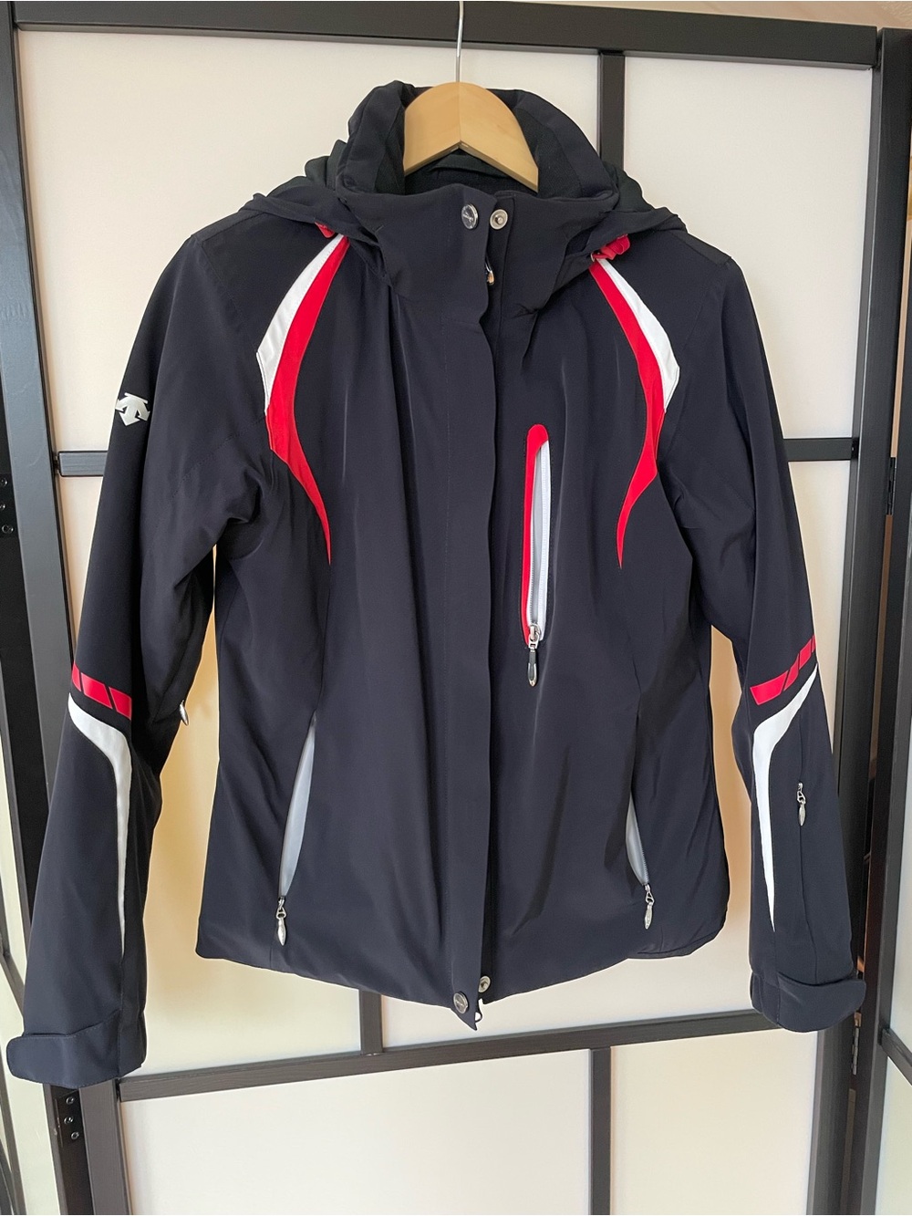 Descente Black Ski Jacket with Red and White Accents